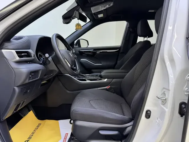 Toyota Crown Kluger Crown land release 2021 2.5L HEV 2WD Elite Edition 2022 — thumbnail 4