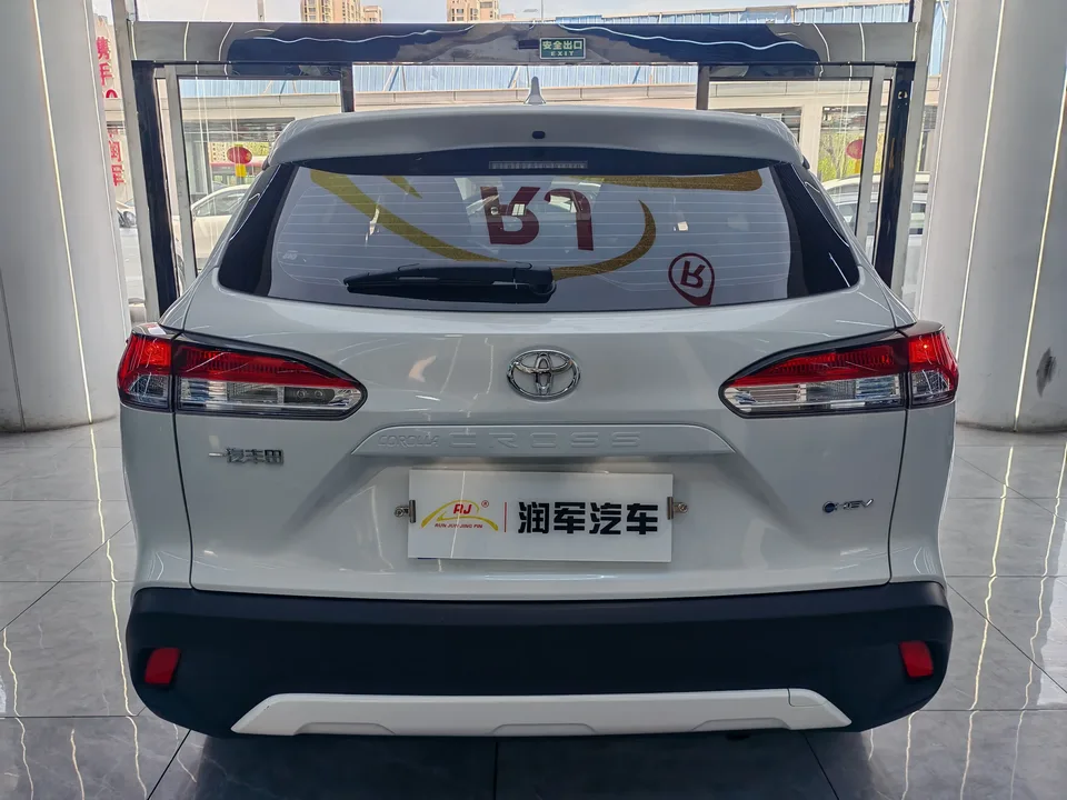 Toyota CorollaCross 2.0L Intelligent Electric Hybrid Dual Engine Pioneer Edition 2025 — миниатюра 5