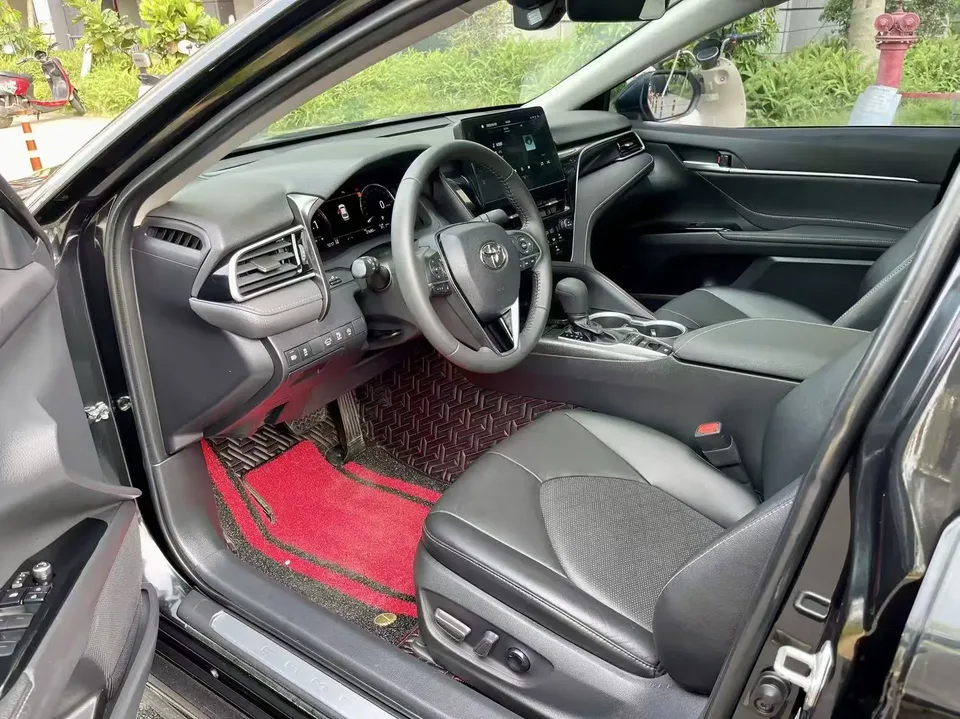 Toyota Camry 2.0S Advanced Edition 2024 — миниатюра 5