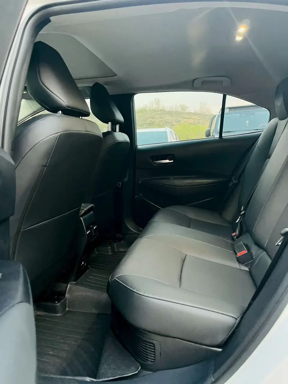 Toyota Corolla Corolla 2024 Intelligent Electric Hybrid Dual Engine 1.8L E-CVT Elite Edition 2024 — thumbnail 3