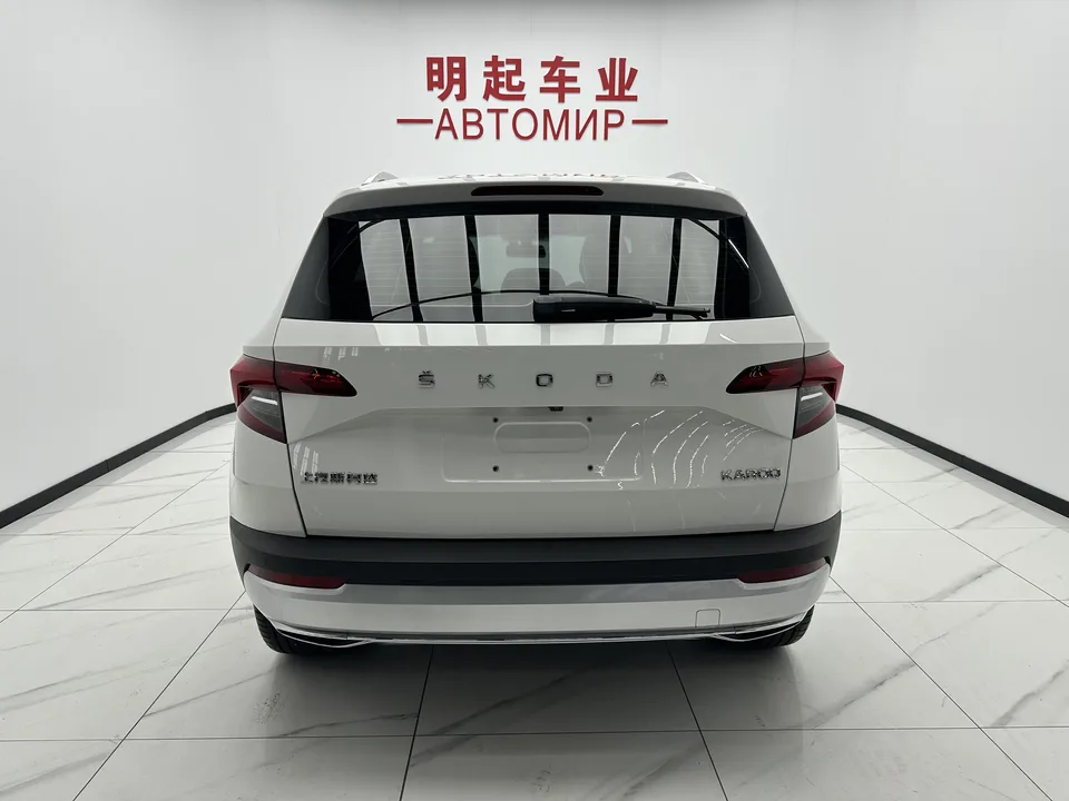Skoda Karoq Korok 2022 TSI280 Deluxe Edition 2022 — миниатюра 2