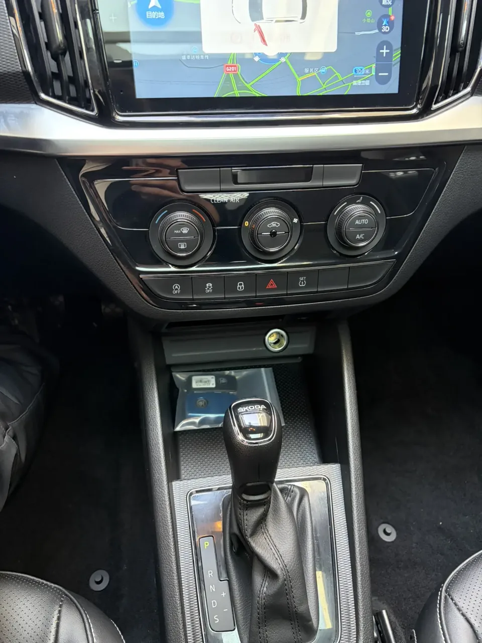 Skoda Comek Komic 2023 1.5L automatic comfort version 2024 — миниатюра 3