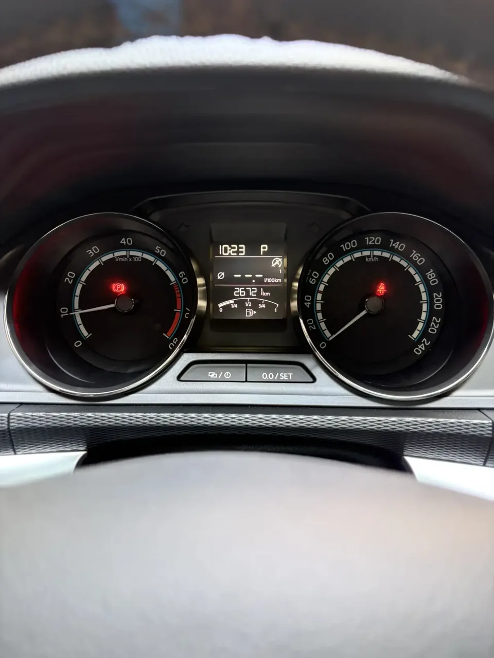 Skoda Comek Komic 2023 1.5L automatic comfort version 2024 — миниатюра 4