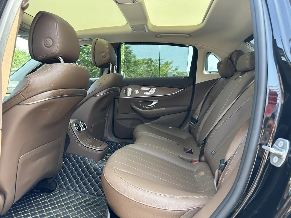 Mercedes-Benz E-Class E-Class 2022 Mercedes-Benz E-Class 2022 E 300 L Luxury Sedan 2022 — thumbnail 3