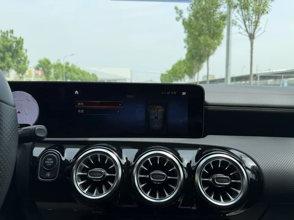 Mercedes-Benz CLA (Imported) CLA (Imported) 2022 Mercedes-Benz CLA 2022 CLA 200 five-door hunting sports car 2023 — thumbnail 3