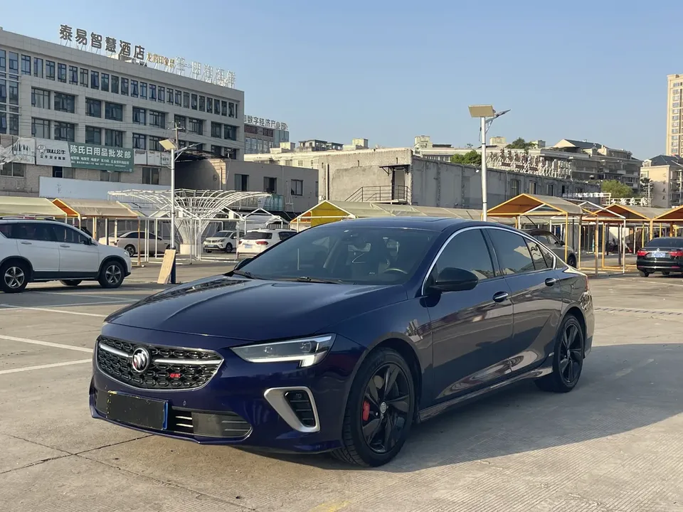 Buick Majesty 2022