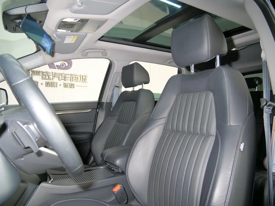 Honda Breeze RuiHybrid 2.0L 2WD Deluxe Edition 2023 — миниатюра 4