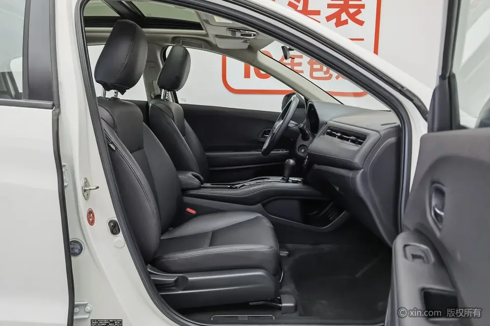 Honda VEZEL 1.5L CVT Elite Edition 2022 — миниатюра 4
