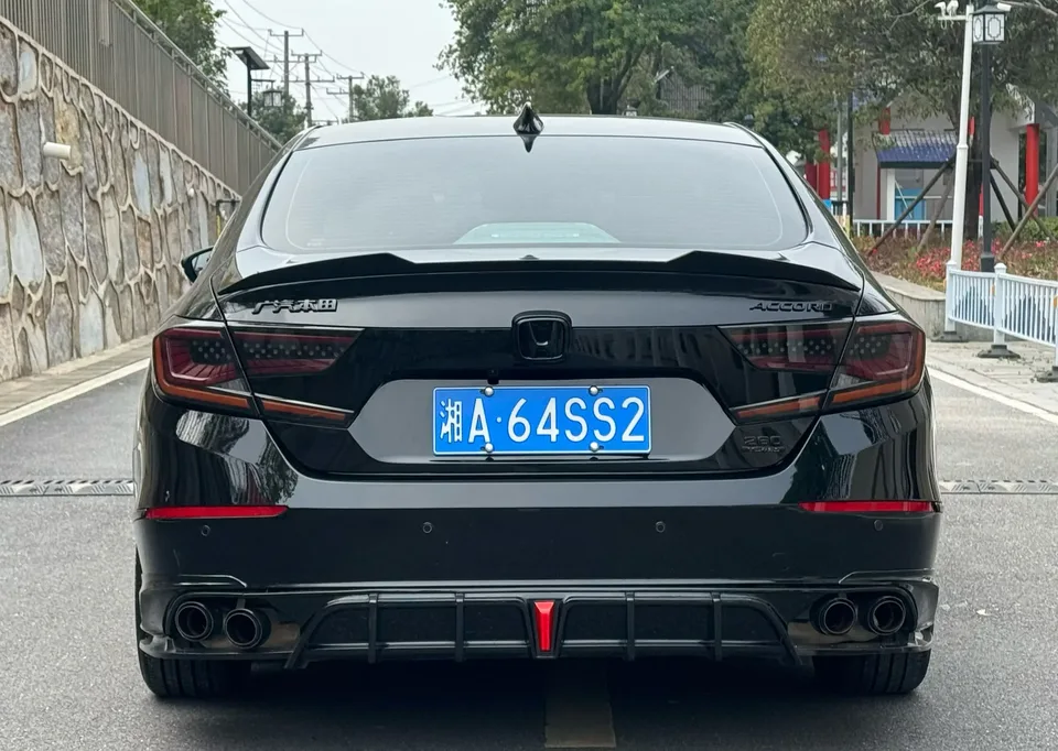 Honda Accord 2022 Accord 260TURBO Fantasy Night Premium Edition 2022 — миниатюра 2