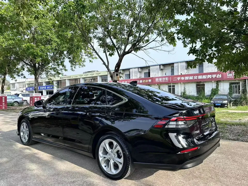 Honda Accord Rui T 260TURBO Deluxe Edition 2024 — миниатюра 4