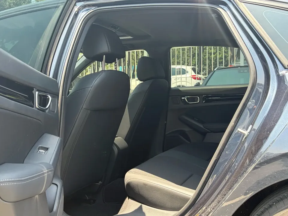 Honda CIVIC 2022 Civic 240TURBO CVT Ignition Edition 2023 — миниатюра 5