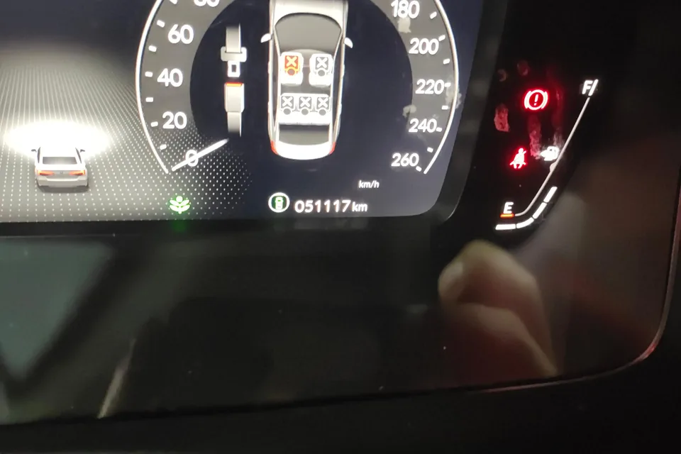 Honda CIVIC Civic 240TURBO CVT Dynamic C-position Customer Special Edition 2023 — миниатюра 3