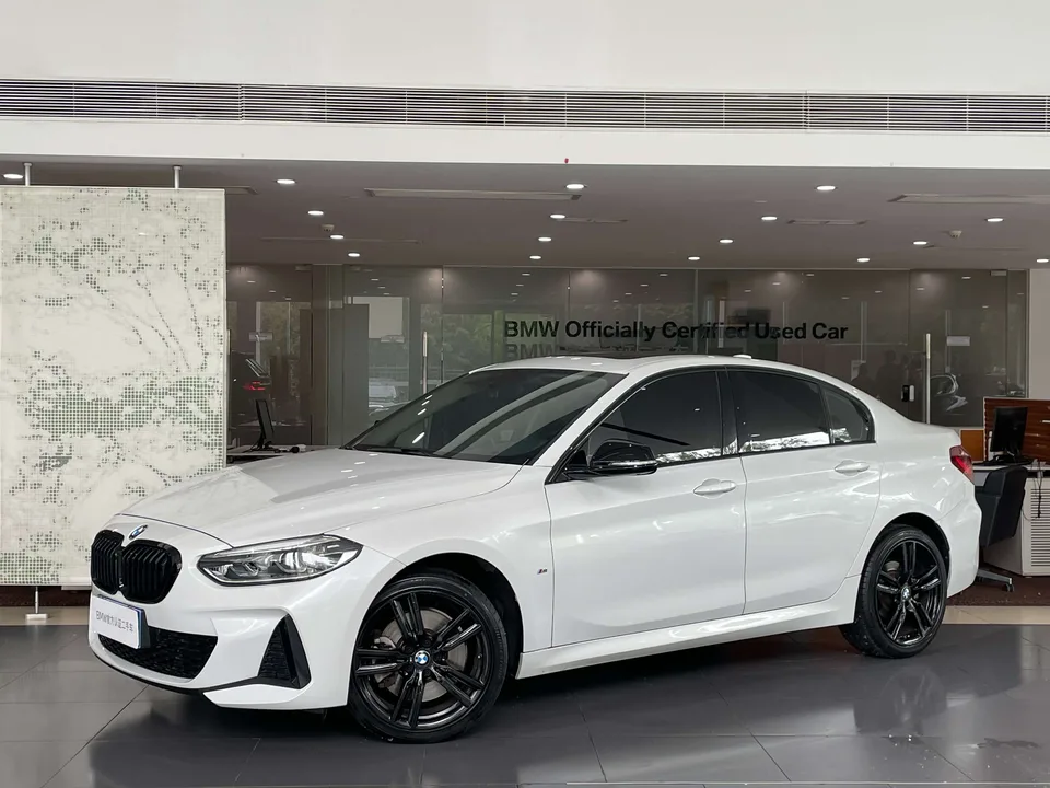 BMW 1 Series 2023