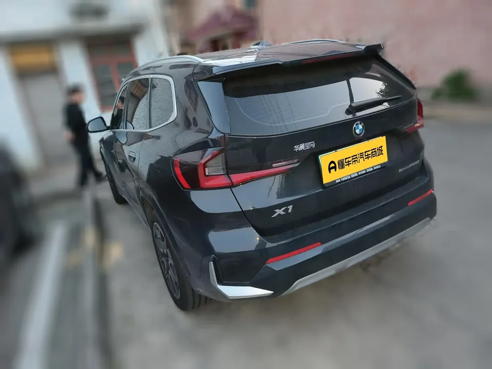 BMW X1 sDrive25Li X Design Package 2025 — миниатюра 2