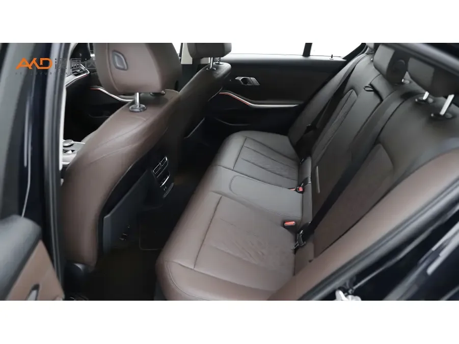 BMW 3 Series facelift 325i M Sport Night Edition 2022 — миниатюра 3