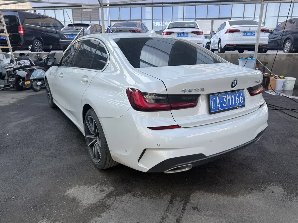 BMW 3 Series 3 Series 2022 facelift 325Li M Sport package 2022 — thumbnail 4