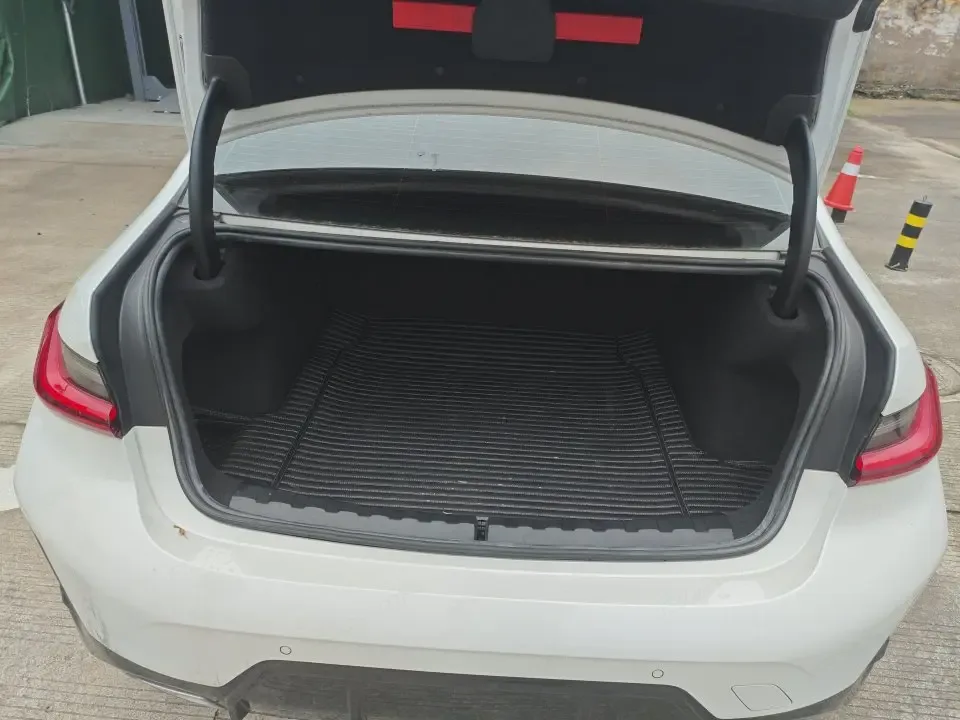 BMW 3 Series BMW 3 Series 2023 320Li M Sport Package 2023 — миниатюра 3