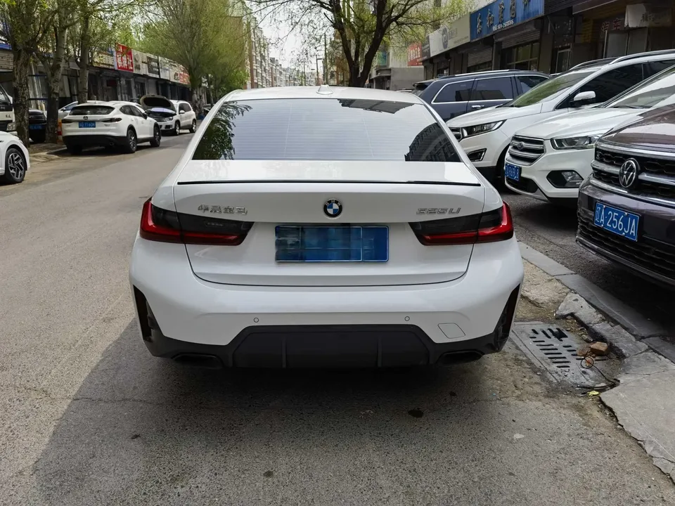 BMW 3 Series 2.0T Automatic RWD 5 Seaters 2024 — миниатюра 2