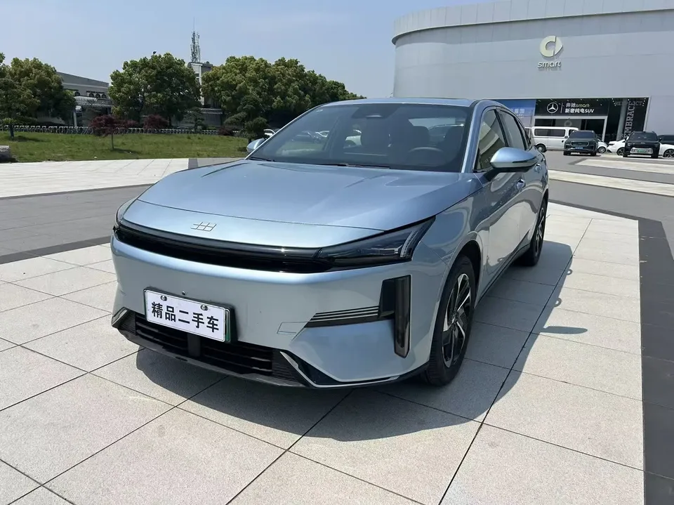 Geely Galaxy L6 2025