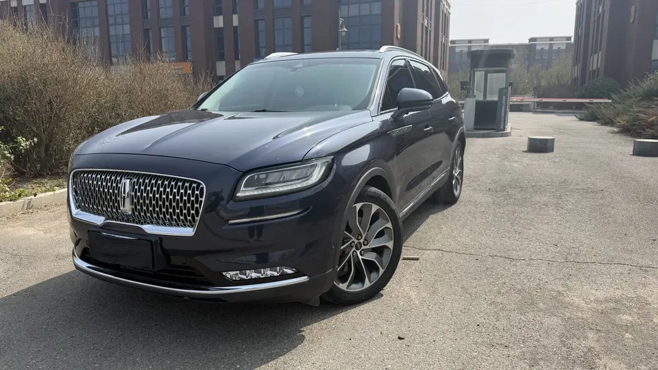 Lincoln Navigator 2022
