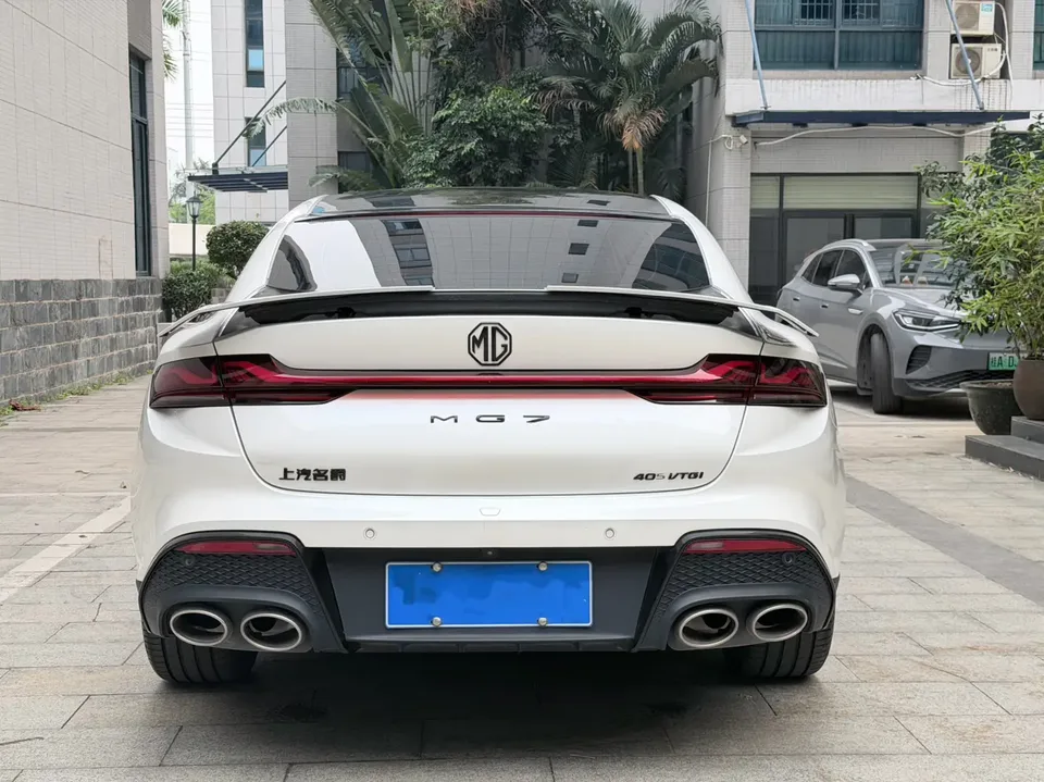 MG 7 MG7 2023 2.0T Automatic Beauty Hunter Luxury Edition 2023 — thumbnail 2