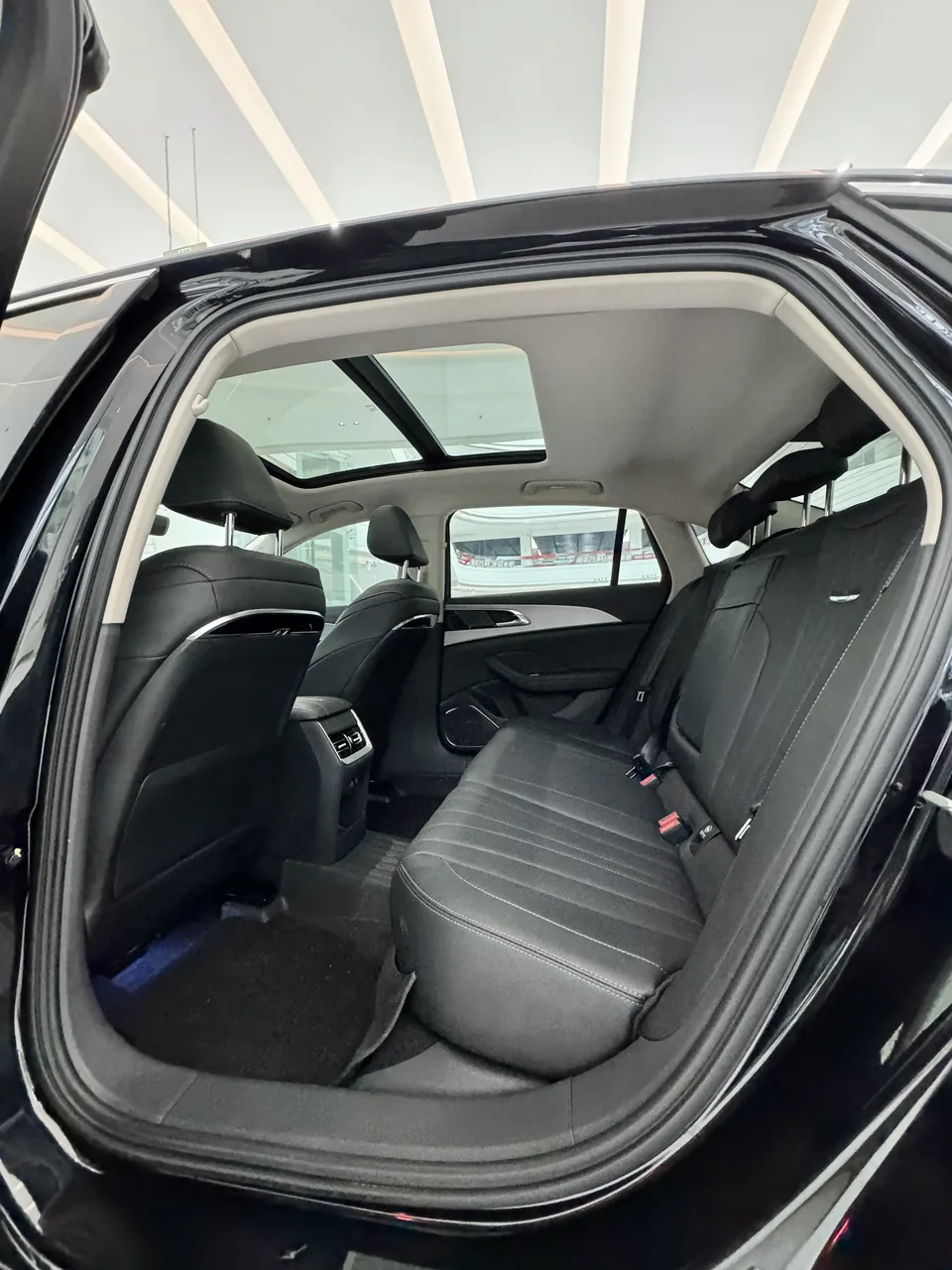 Hongqi H5 Hongqi H5 2024 2.0T Automatic Intelligent Connection Flagship Edition 2024 — миниатюра 3