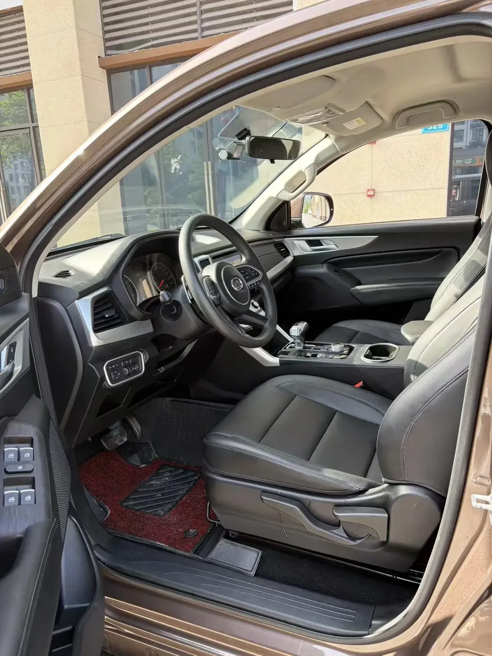 Great Wall gun Passenger Car Global Edition 2.0T Diesel Automatic 2WD Comfort Standard Box GW4D20M 2022 — миниатюра 3