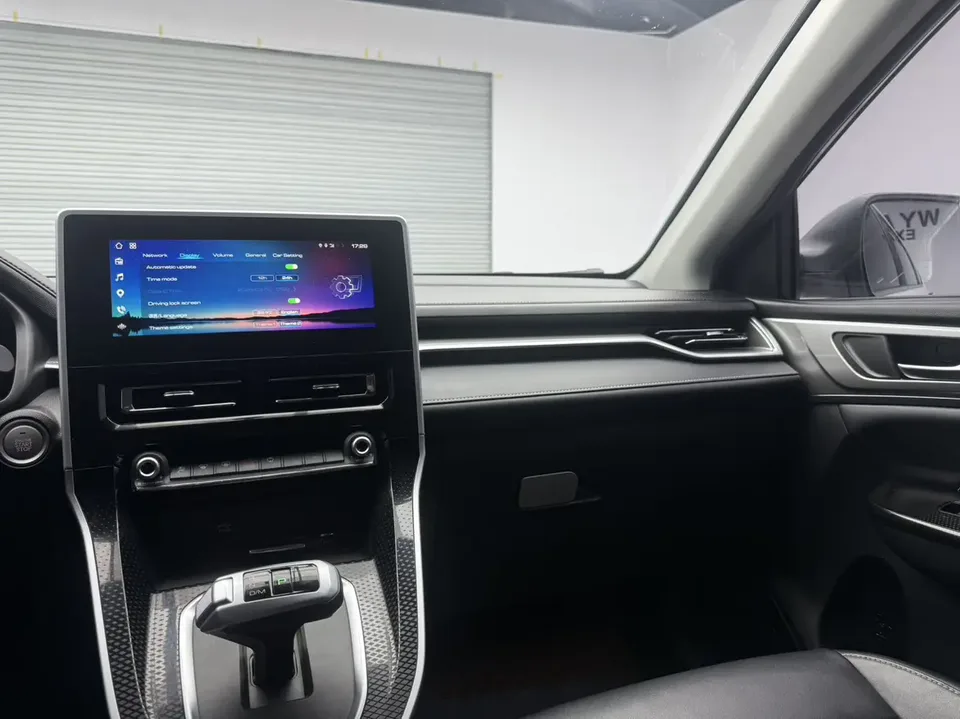 Haval M6 PLUS 1.5T DCT Luxury Smart Connected Edition 2023 — миниатюра 3