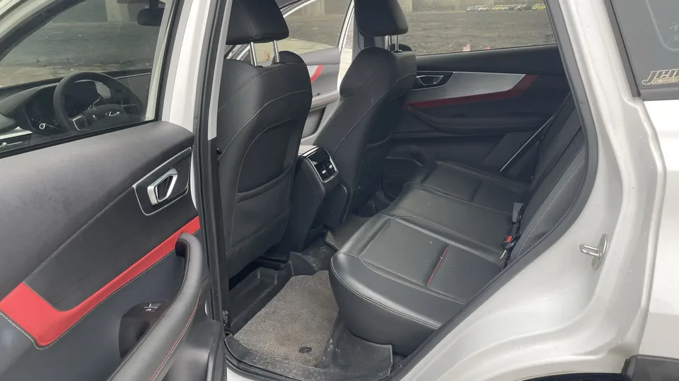 Chery Tiggo 7 Super Edition 1.5T CVT Super Defender+ 2022 — миниатюра 3
