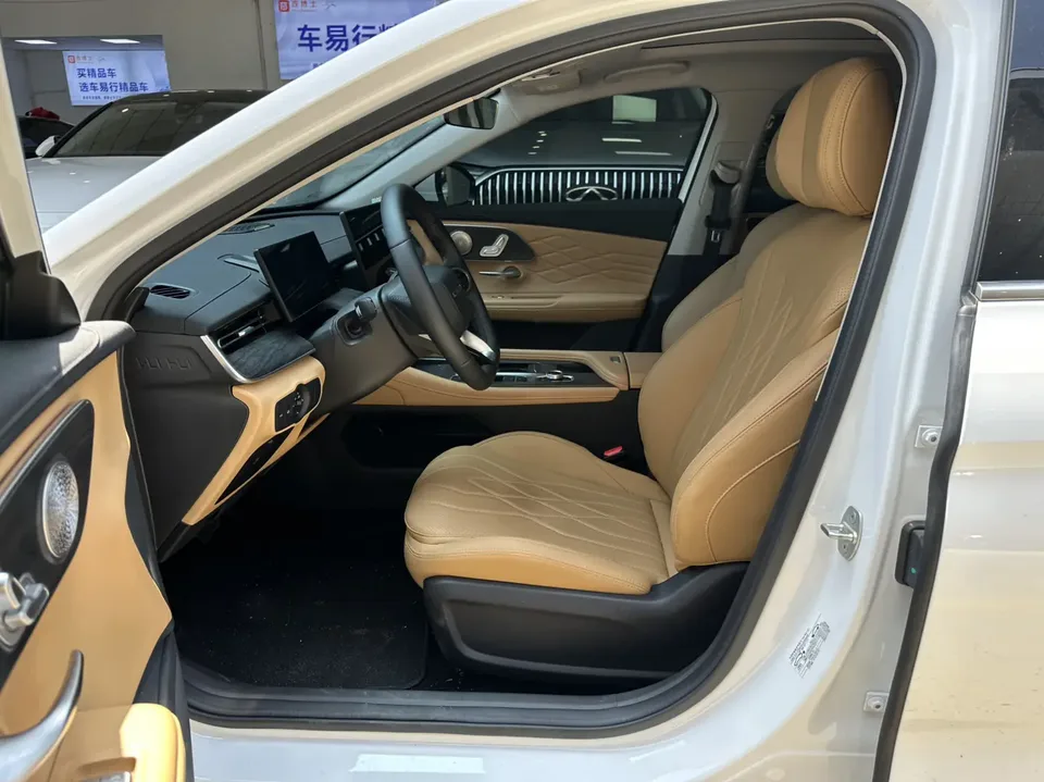 Chery Arrizo 8 PRO 290TGDI DCT Comfort Edition 2025 — миниатюра 5