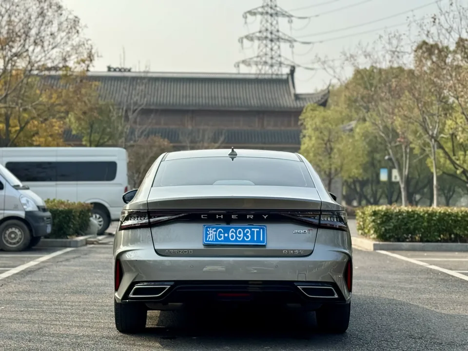 Chery Arrizo 8 1.6TGDI DCT Elegant 2023 — миниатюра 2