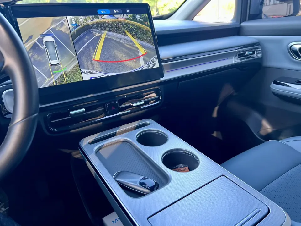 AION Y PLUS 70 Smart Edition 2023 — миниатюра 4