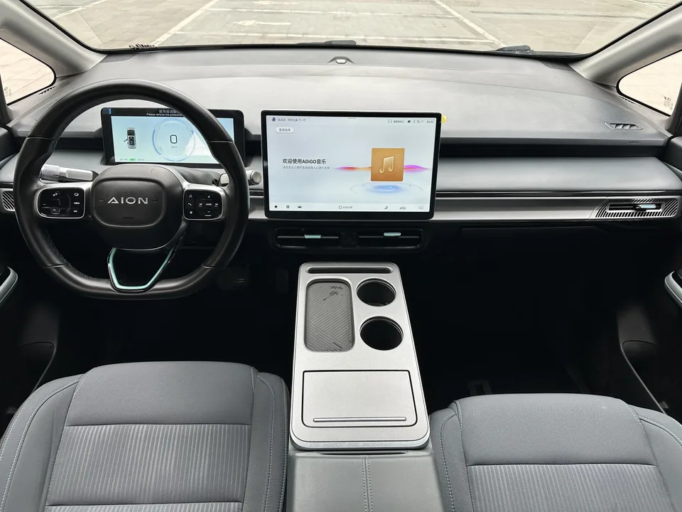 AION Y Plus 610 Enjoy Edition ternary lithium 2023 — миниатюра 3