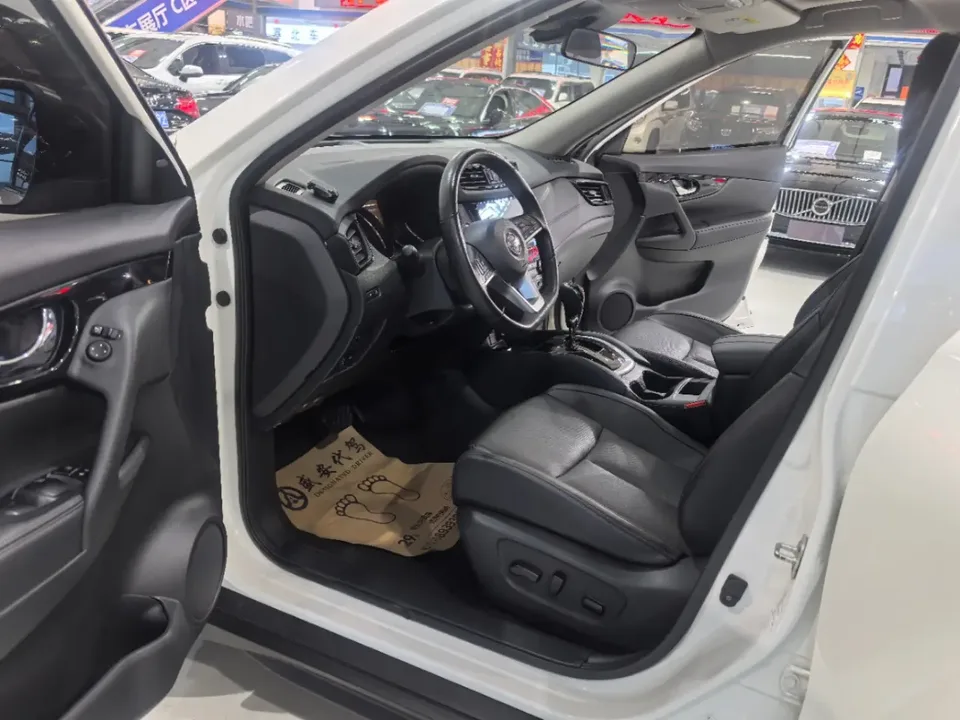 Nissan X-Trail X-Trail 2021 2.0L XL Premium CVT 2WD Exclusive Commemorative Edition 2022 — миниатюра 4
