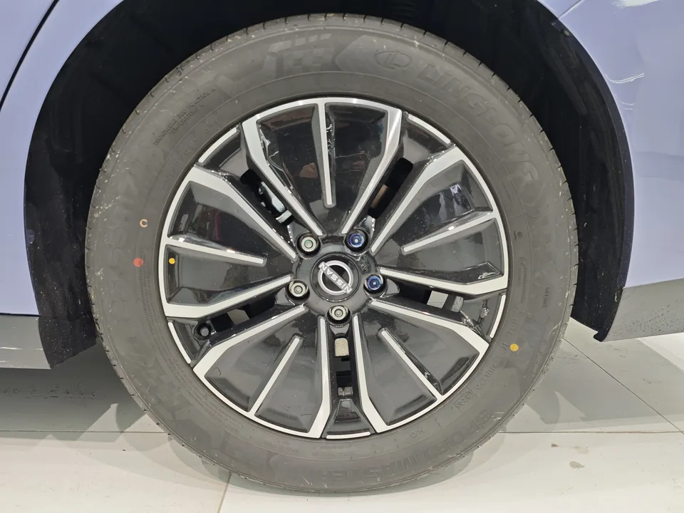 Nissan N6 Nissan N6 2026 180 Max 2026 — миниатюра 2