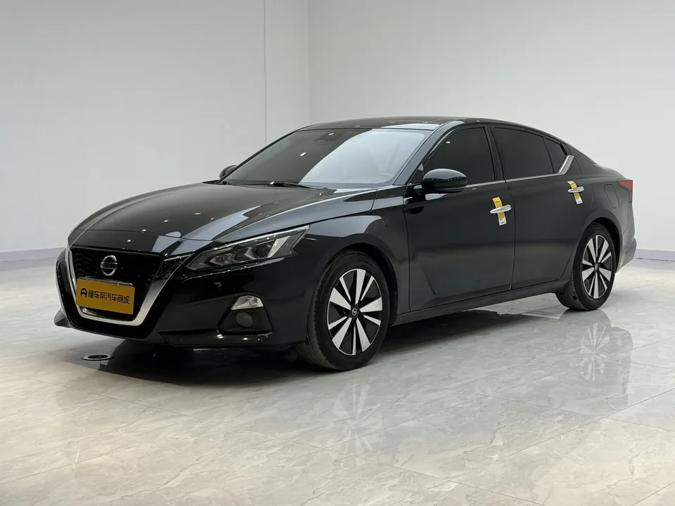 Nissan Altima Teana 2021 2.0L XL Comfort Edition 2022 — фото 1, купить с доставкой в Москву