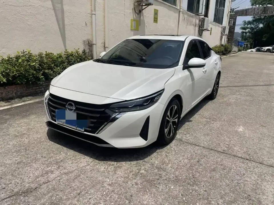 Nissan Sylphy Sylphy 2023 1.6L CVT Enjoy Edition 2024 — photo 1, buy with delivery to Moscow