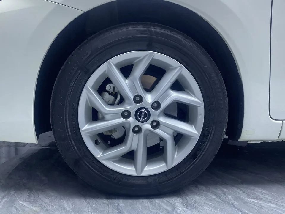 Nissan Tiida Tiida 2021 1.6L CVT Intelligent Travel Edition 2022 — thumbnail 3