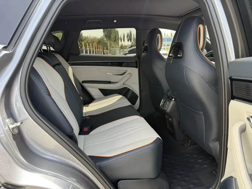 BYD Song PLUS DM DM-i Champion Edition 110KM Flagship Model 2023 — миниатюра 3