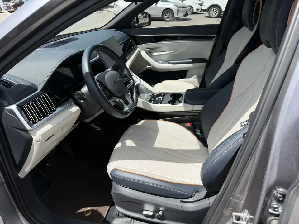 BYD Song PLUS DM DM-i Champion Edition 110KM Flagship Model 2023 — миниатюра 5