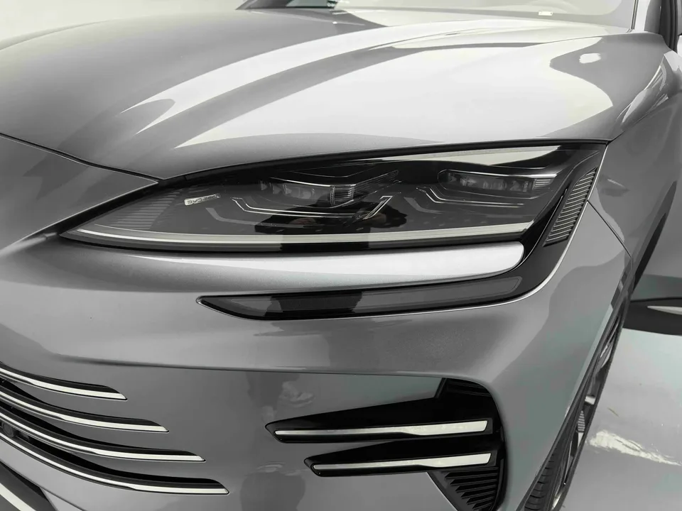 BYD Song PLUS DM Intelligent Driving Edition DM-i 112KM Premium Edition 2025 — миниатюра 2
