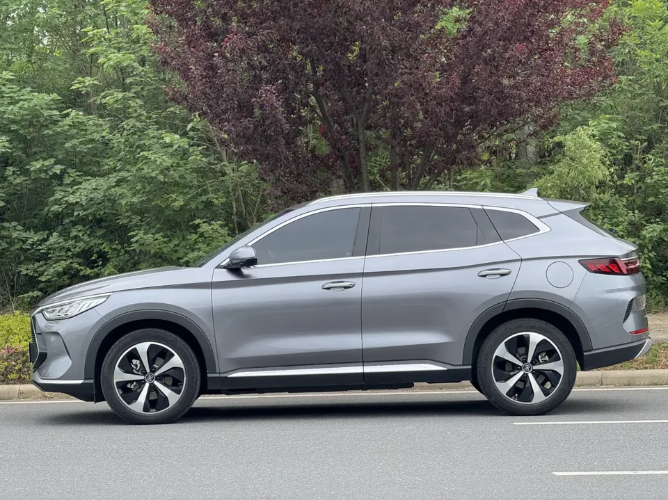 BYD Song PLUS DM Song PLUS DM 2021 Song PLUS DM 2021 DM-i 110KM 2WD Flagship PLUS 5G Edition 2023 — thumbnail 4