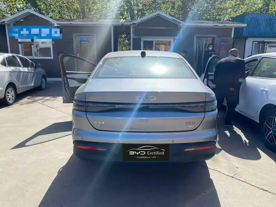 BYD Seal 05DM Intelligent Driving Edition DM-i 120KM Flagship Model 2025 — миниатюра 2