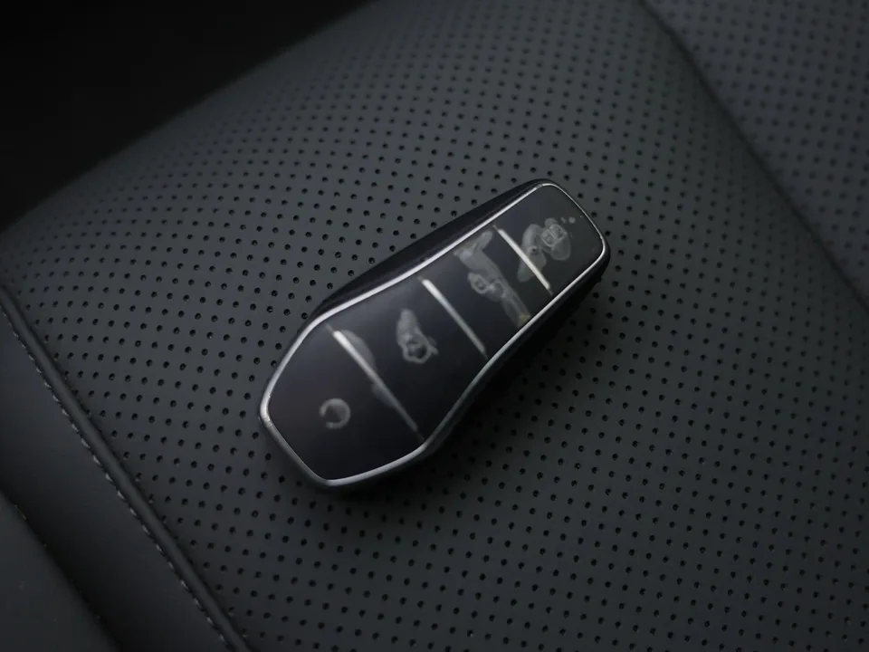 BYD Qin L DM Qin L DM 2025 Intelligent Driving Edition DM-i 120KM Leading Edition 2025 — thumbnail 5