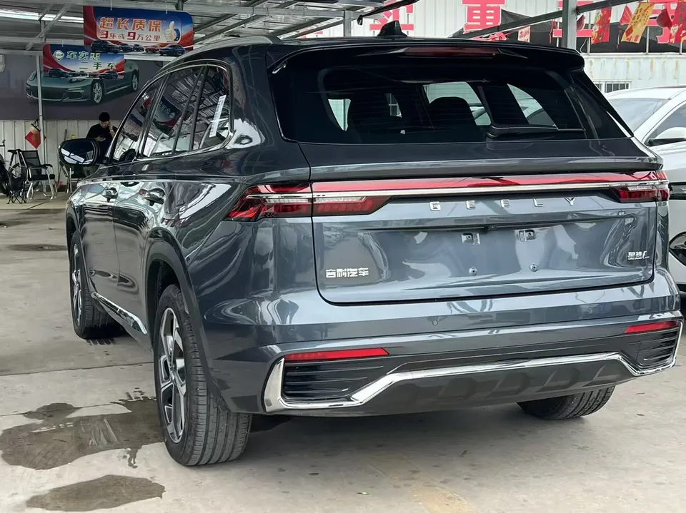 Geely Monjaro 2.0TD DCT EVO 2WD Comfort Edition 2025 — миниатюра 4