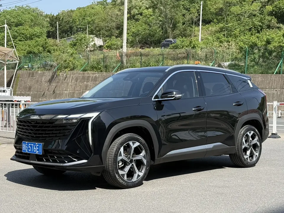 Geely Atlas L 2024