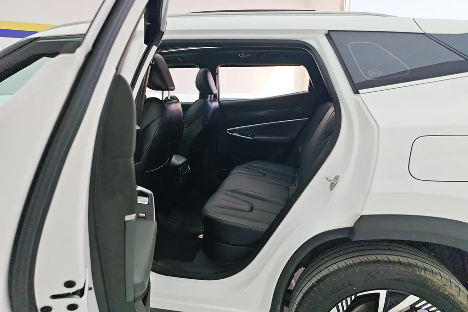 Geely Atlas 1.5TD Smart Link + 2025 — миниатюра 4