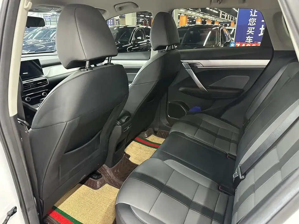 Geely Coolray SX11 Binyue 2024 1.5T DCT Longteng Edition 2025 — thumbnail 3