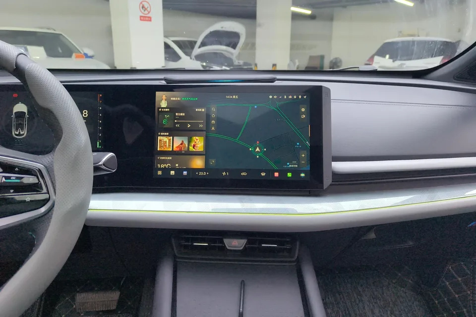 Changan UNI-T Second Generation 1.5T Premium Edition 2023 — миниатюра 5