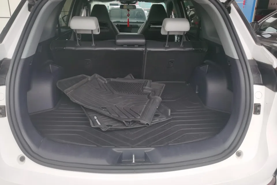 Changan CS75PLUS third generation 1.5T automatic premium model 2023 — миниатюра 4